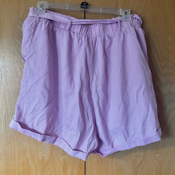 Lavender shorts - Picture 2 of 2